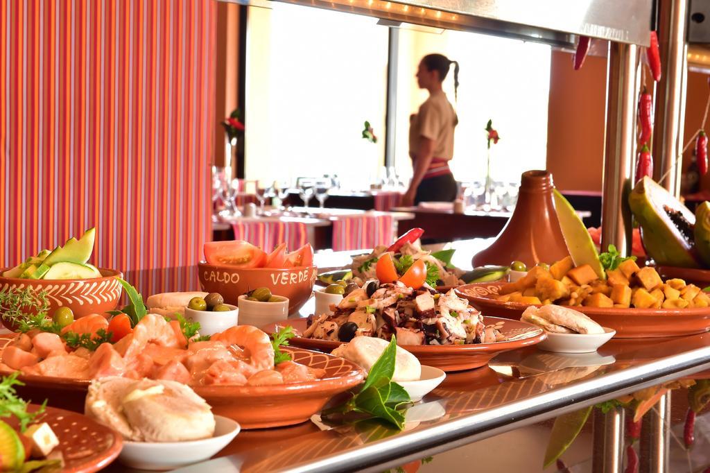 Отель Pestana Colombos Premium Club Порту-Санту Экстерьер фото